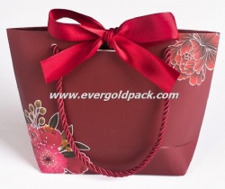 Luxury Custom Retail Matt Red Paper Shopping Bags With Embossing Texture